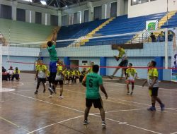 Final Bola Voli Pekan Olahraga dan Seni Mempertemukan PGRI Bengalon Vs Sangatta Utara Dengan Skor Akhir 0-3