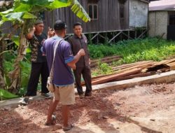 Joni Tinjau Langsung Penurapan Jalan Dari Aspirasinya di Desa Sepaso Induk
