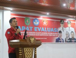 112 SD di Sangatta Terima Bantuan Laptop Chromebook, Tiap Sekolah Dapat 15 Unit