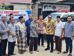 Serahkan Bantuan Satu Unit Ambulans Bagi Warga RT. 37 Kelurahan Teluk Lingga, Kasmidi Minta Dirawat Untuk Kepentingan Seluruh Warga