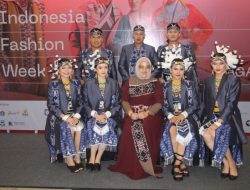 Indonesia Fashion Week 2023, Kutim Tampilkan Tenun Rakat