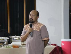 Disertai Berbagi Sembako Serta Hampers Lipan Gelar Buka Bersama Anggotanya