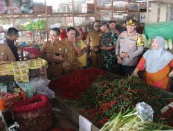 Ketersediaan Bahan Pokok di Pasar Induk dan Sangatta Selatan Menjelang Idul Fitri 1444 H Dipastikan Aman