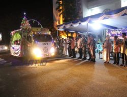 Sambut Hari Kemenangan, Puluhan Mobil Meriahkan Pawai Takbiran di Kutim