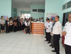 Ikut Lakukan Sidak, Wabup Kasmidi Bulang Absen Di Tempat