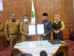 Joni Berharap Raperda Penyertaan Modal Pemerintah ke BPR Dapat Memberikan Manfaat Bagi Perekonomian Kutim