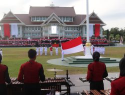 Upacara Penurunan Bendera HUT Ke-78 RI di Kutai Timur Berjalan Lancar