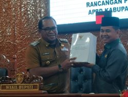 Wabup Sampaikan Raperda APBD-P TA 2023 Kepada DPRD Kutim