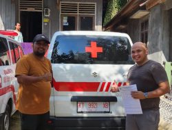 Faizal Rahman Serahkan Bantuan 6 Unit Ambulance di Wilayah Pesisir Kutim