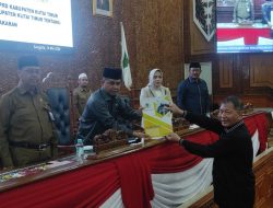 Arang Jau Minta Hasil Saran dan Masukkan Fraksi Golkar Disosialisasikan di Setiap Kecamatan