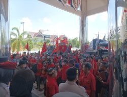 Minta Hak-haknya Segera Dipenuhi, Ratusan Buruh Padati Kantor DPRD Kutim