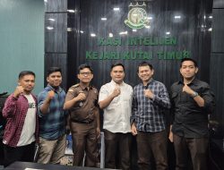 Kasi Intel Kejari Kutim dan AJKT Jalin Sinergitas Melalui Silaturahmi Perdana