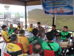 Kapolres Kutai Timur Gelar Ngopi Bareng Ojol, Imbau Taati Lalin