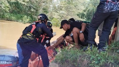 Tim Gabungan Temukan Korban Kapal Tenggelam di Sungai Meratak