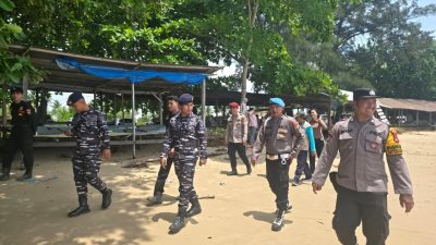 Pantai Teluk Lombok Dipadati Pengunjung, Pos Pam Ops Ketupat Mahakam 2026 Laksanakan Pengamanan Intensif