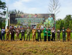 Wakil Bupati Kutim Bersama Kodam VI/Mulawarman Tanam Ribuan Pohon, Dukung Pengelolaan Sampah Berkelanjutan