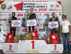 Borong Dua Emas, Atlet Panjat Tebing Kutim Kharis Tessa Gemilang di National Climbing Series 3